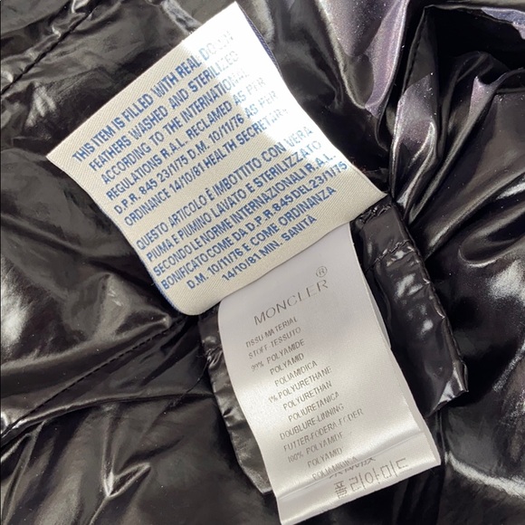 Moncler Down filled ski jacket - Picture 14 of 16